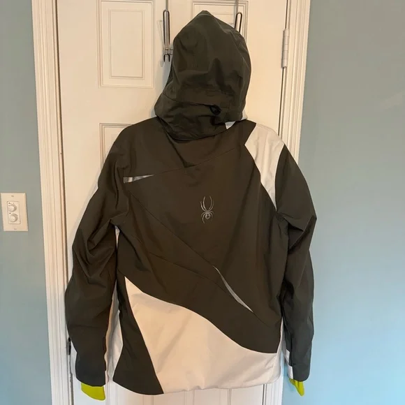 Spyder Men's Black and White Ski Jacket - Picture 6 of 12